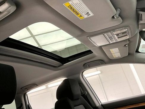 Used 2019 Honda CR-V EX image 13