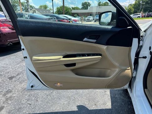 Used 2012 Honda Accord SE image 11