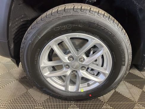 New 2025 Jeep Grand Cherokee L Laredo w/ Luxury Tech Group I image 7