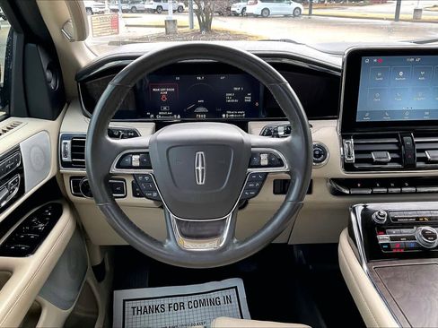 Used 2021 Lincoln Navigator Reserve w/ Luxury Package image 5