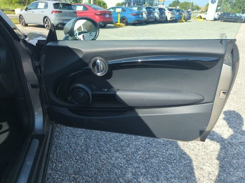 Used 2019 MINI Cooper Convertible FWD image 23