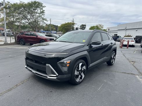 Used 2025 Hyundai Kona Limited image 5