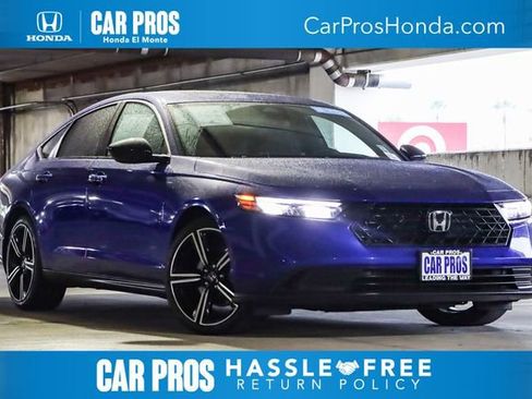 Used 2023 Honda Accord Sport image 1