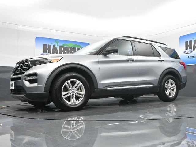 Used 2021 Ford Explorer XLT w/ Equipment Group 202A RWD image 12
