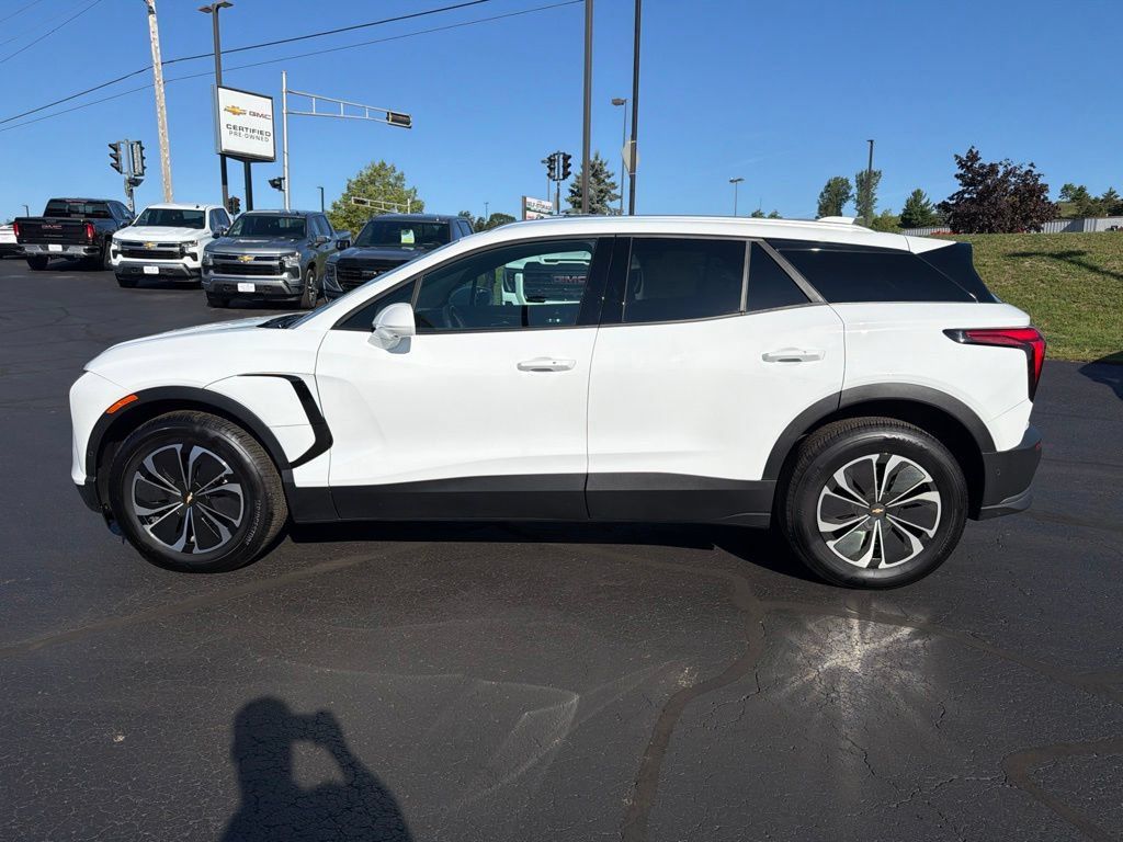 Used 2025 Chevrolet Blazer EV LT w/ Super Cruise Package AWD/4WD image 7