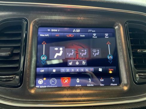 Used 2018 Dodge Challenger R/T Scat Pack w/ Dynamics Package RWD image 17