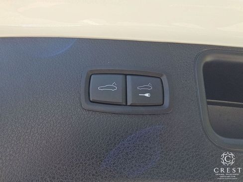 Used 2023 Porsche Macan S AWD/4WD image 27