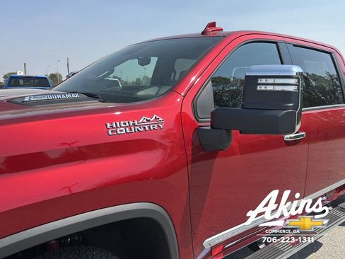 New 2025 Chevrolet Silverado 2500 High Country w/ Technology Package AWD/4WD image 2
