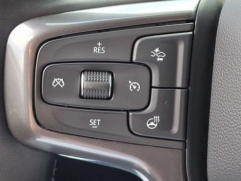 Used 2024 Chevrolet Silverado 2500 High Country w/ Technology Package AWD/4WD image 21