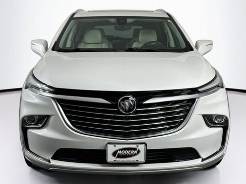 Used 2023 Buick Enclave Essence w/ Experience Buick Package image 4