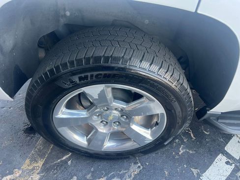 Used 2016 Chevrolet Tahoe LT w/ Luxury Package image 12