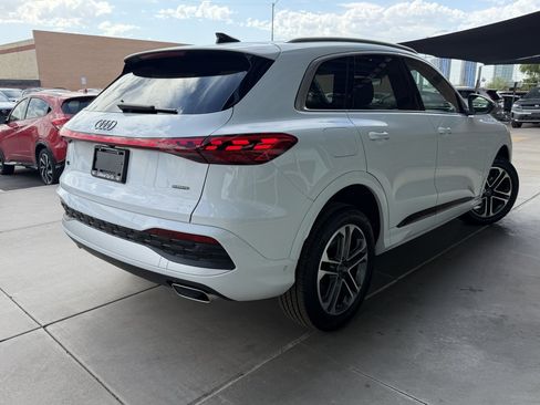Used 2025 Audi Q5 Premium AWD/4WD image 4