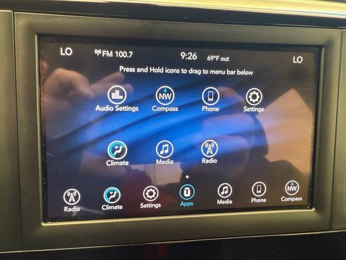 Used 2020 Chrysler Pacifica Touring w/ S Appearance Package FWD image 44