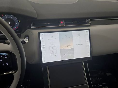 New 2026 Land Rover Range Rover Velar S AWD/4WD image 16