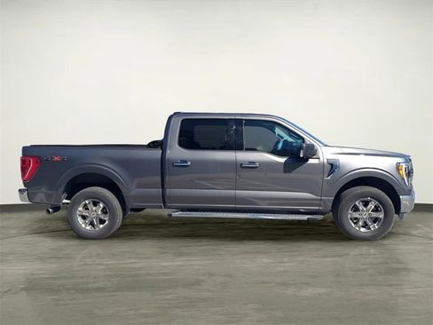 Used 2021 Ford F150 XLT w/ Equipment Group 302A High image 6