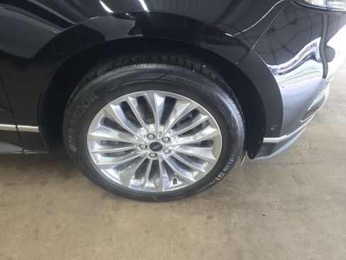 Used 2023 Ford Edge Titanium w/ Equipment Group 301A AWD/4WD image 2