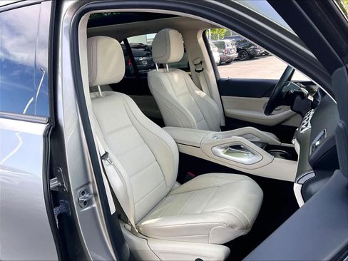 Used 2022 Mercedes-Benz GLE 350 4MATIC image 9