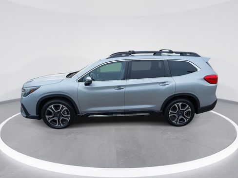 Used 2023 Subaru Ascent Touring AWD/4WD image 8