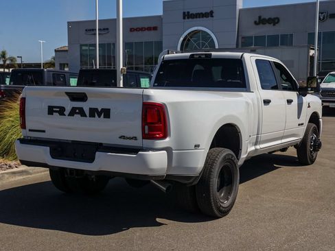New 2026 RAM 3500 Big Horn AWD/4WD image 4