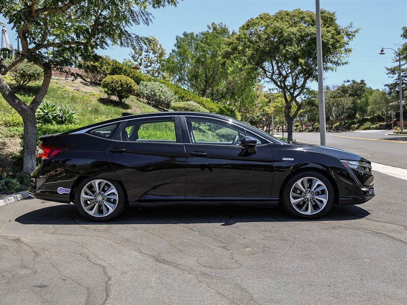 Used 2019 Honda Clarity Plug-In Hybrid image 6