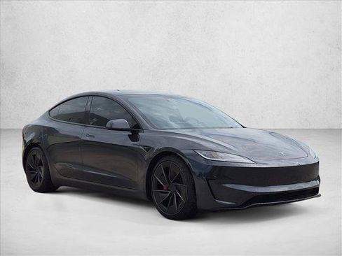 Used 2025 Tesla Model 3 Performance AWD/4WD image 3