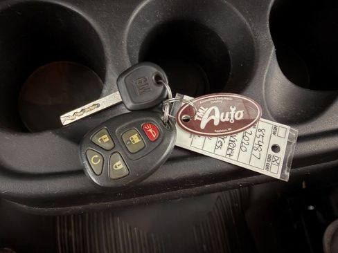 Used 2020 Chevrolet Express 3500 w/ Driver Convenience Package image 25