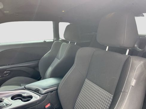 Used 2022 Dodge Challenger GT w/ Driver Convenience Group RWD image 20