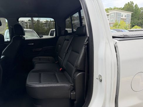 Used 2017 GMC Sierra 1500 SLT w/ SLT Premium Package AWD/4WD image 8