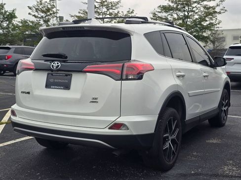 Used 2018 Toyota RAV4 SE w/ Protection Package AWD/4WD image 7