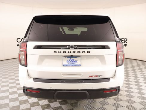 Used 2024 Chevrolet Suburban RST w/ Luxury Package image 22