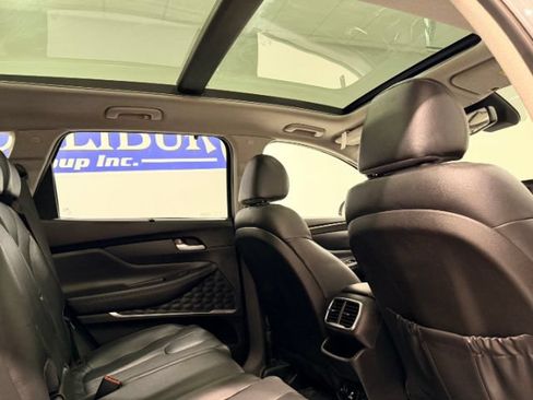 Used 2020 Hyundai Santa Fe Limited FWD image 17
