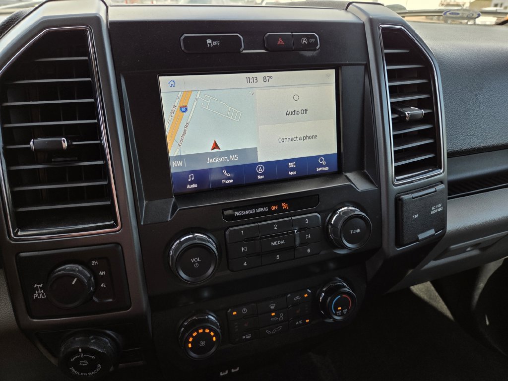 Used 2019 Ford F150 XLT w/ Equipment Group 302A Luxury AWD/4WD image 11