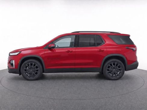 Used 2022 Chevrolet Traverse RS FWD image 4