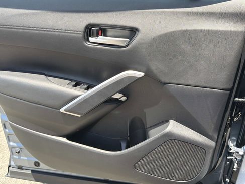 Used 2024 Toyota Corolla Cross XLE w/ Convenience Package FWD image 18