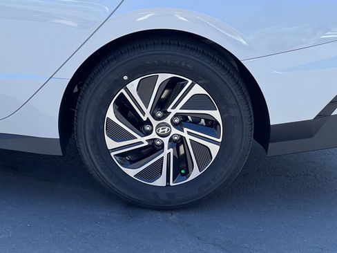 Certified 2026 Hyundai Sonata Blue FWD image 14