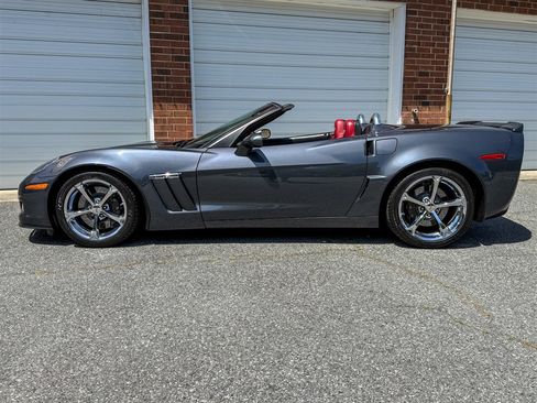 Used 2012 Chevrolet Corvette Grand Sport w/ 3LT Preferred Equipment Group RWD image 22
