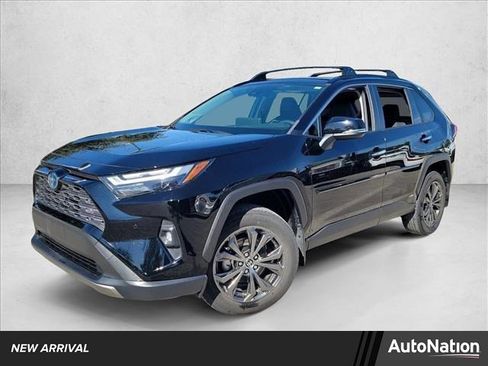 Used 2024 Toyota RAV4 Limited image 1