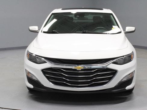 Used 2024 Chevrolet Malibu LT FWD image 6