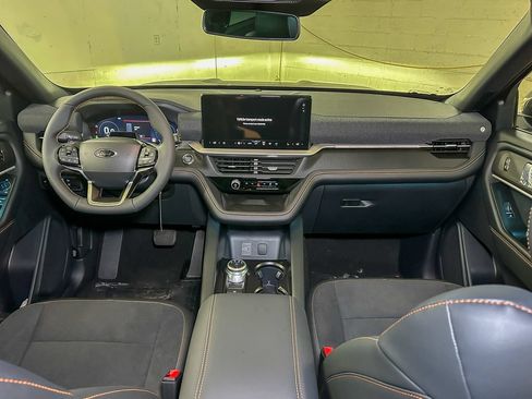 New 2026 Ford Explorer Tremor w/ Tremor Convenience Package AWD/4WD image 25