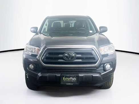Used 2023 Toyota Tacoma SR5 RWD image 2