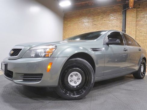 Used 2015 Chevrolet Caprice RWD image 1