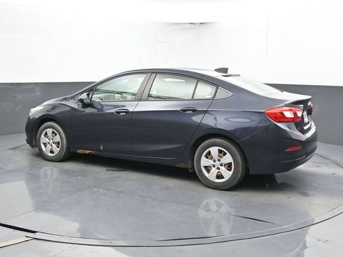 Used 2016 Chevrolet Cruze LS FWD image 9