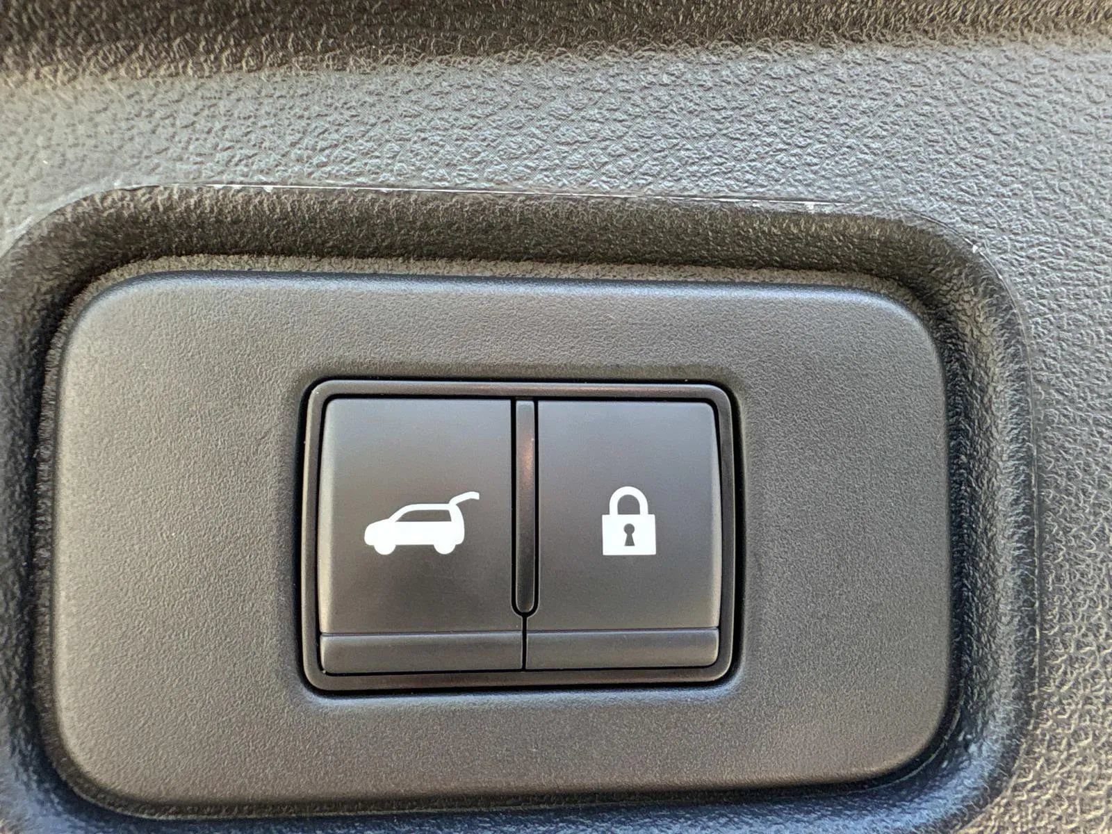 Used 2026 Nissan Pathfinder SV AWD/4WD image 22