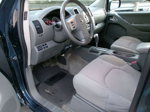 Used 2017 Nissan Frontier SV w/ SV Value Truck Package image 15