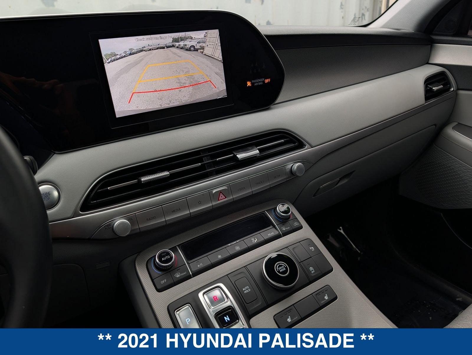 Used 2021 Hyundai Palisade SEL FWD image 32