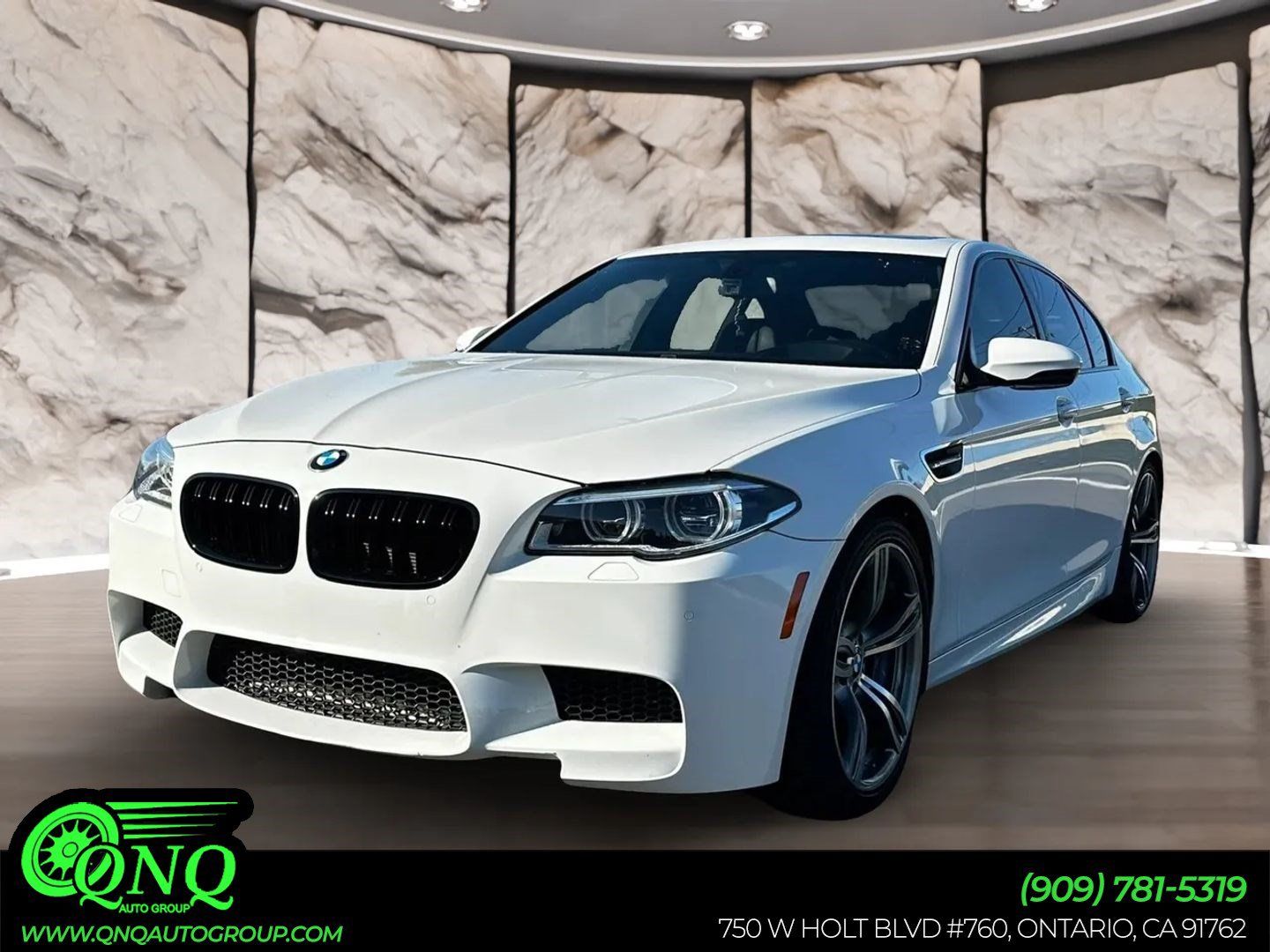 Used 2014 BMW M5 RWD image 1