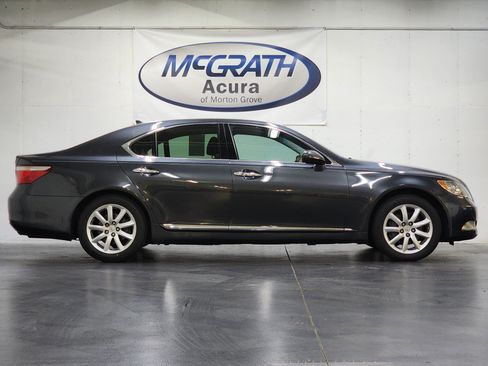 Used 2008 Lexus LS 460 RWD image 3