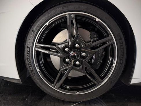 Used 2023 Chevrolet Corvette Stingray Premium Cpe w/ Z51 Performance Package image 31