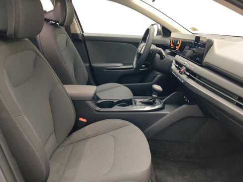 Used 2025 Kia K4 FWD image 21