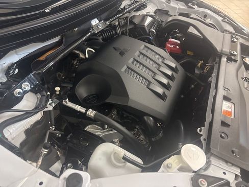 Used 2022 Mitsubishi Eclipse Cross LE image 37